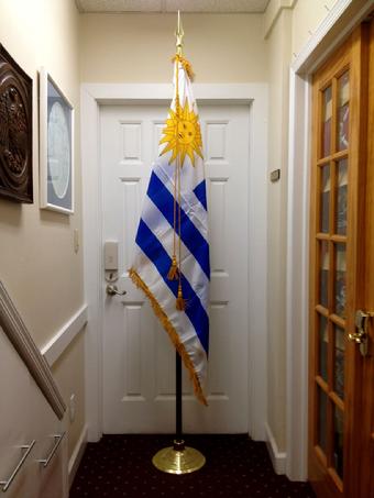 ANNIN INDOOR INTERNATIONAL FLAG AND INDOOR FLAGPOLE AND FLAG STAND BY BALD EAGLE FLAG STORE SERVING FREDERICKSBURG, RICMOND, HAMPTON, NEWPORT NEWS, NORFOLK, VA BEACH, ARLINGTON, ALEXANDRIA, FAIRFAX, WINCHESTER, HARRISONBURG, ROANOKE, THE OLDEST FLAG COMPANY IN FREDERICKSBURG VA