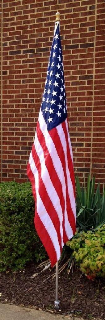 UNITED STATES FLAG SALES FLAGPOLE SALES BY BALD EAGLE INDUSTRIES FREDERICKSBURG VA USA PHOTOGRAPH BY BALDEAGLEINDUSTRIES.COM AMERICAN FLAGS, FLAGPOLES AND FLAG PRODUCTS MADE IN USA