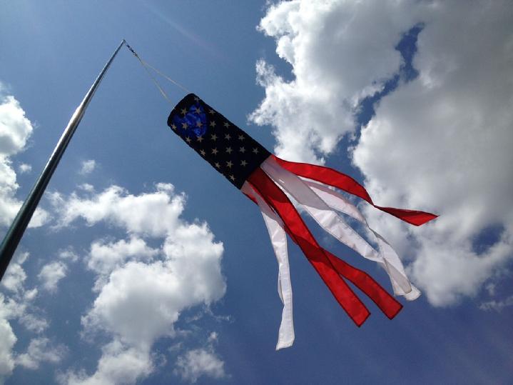 UNITED STATES FLAG SALES FLAGPOLE SALES BY BALD EAGLE INDUSTRIES FREDERICKSBURG VA USA PHOTOGRAPH BY BALDEAGLEINDUSTRIES.COM AMERICAN FLAGS, FLAGPOLES AND FLAG PRODUCTS MADE IN USA