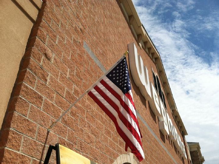 AMERICAN FLAG SALES, UNITED STATES FLAG SALES BY BALD EAGLE INDUSTRIES FREDERICKSBURG VA USA PHOTOGRAPH BY BALDEAGLEINDUSTRIES.COM AMERICAN FLAGS, FLAGPOLES AND FLAG PRODUCTS MADE IN USA