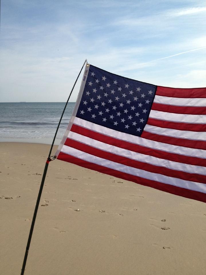 UNITED STATES FLAG SALES FLAGPOLE SALES BY BALD EAGLE INDUSTRIES FREDERICKSBURG VA USA PHOTOGRAPH BY BALDEAGLEINDUSTRIES.COM AMERICAN FLAGS, FLAGPOLES AND FLAG PRODUCTS MADE IN USA