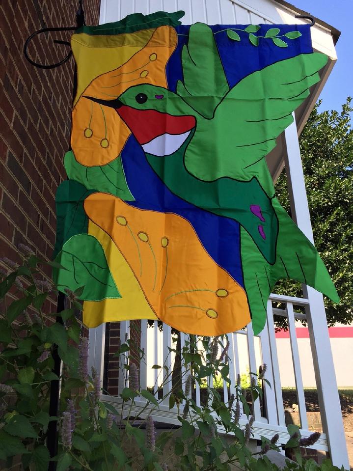 BEAUTIFUL APPLIQUÉ HUMMINGBIRD FLAG BY BALD EAGLE FLAG STORE 540-374-3480 PHOTOGRAPH BY BALDEAGLEINDUSTRIES.COM