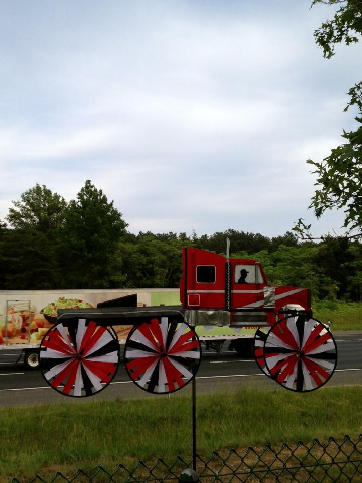 VINTAGE SOLARMAX NYLON ORIGINAL PRODUCTION RUN BIG RIG SPINNER COMMERCIAL TRACTOR TRAILER RIG SPINNER BY BALD EAGLE FLAG STORE DIVISION OF BALD EAGLE INDUSTRIES FREDERICKSBURG VA USA 540-374-3480 PHOTOGRAPH BY BALDEAGLEINDUSTRIES.COM