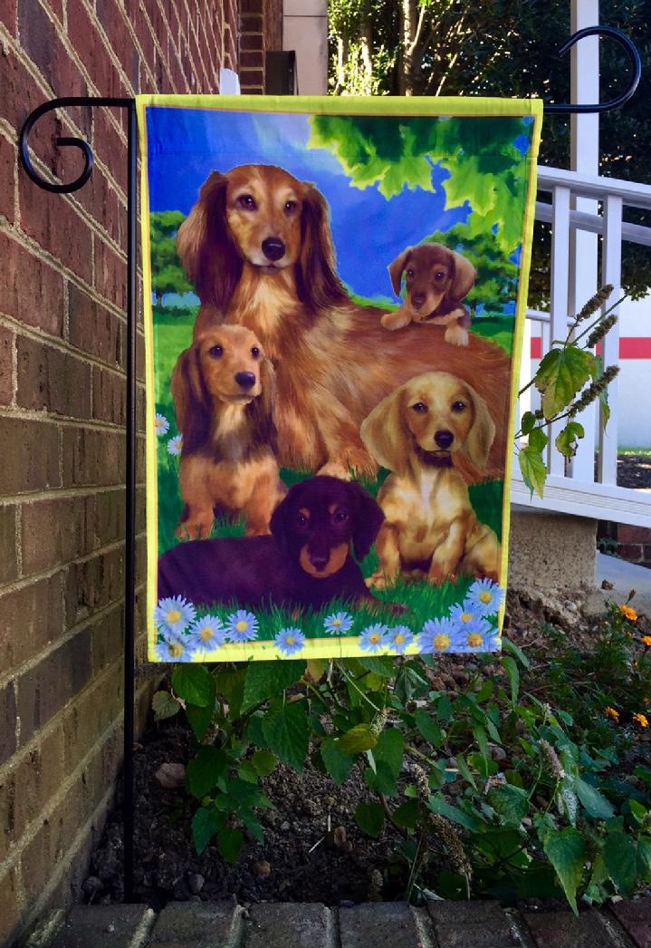DACHSHUND FLAG GARDEN FLAG AND FLAG STAND BY BALD EAGLE FLAG STORE FREDERICKSBURG VA 22407 USA (540) 374-3480 PHOTOGRAPH BY BALDEAGLEINDUSTRIES.COM