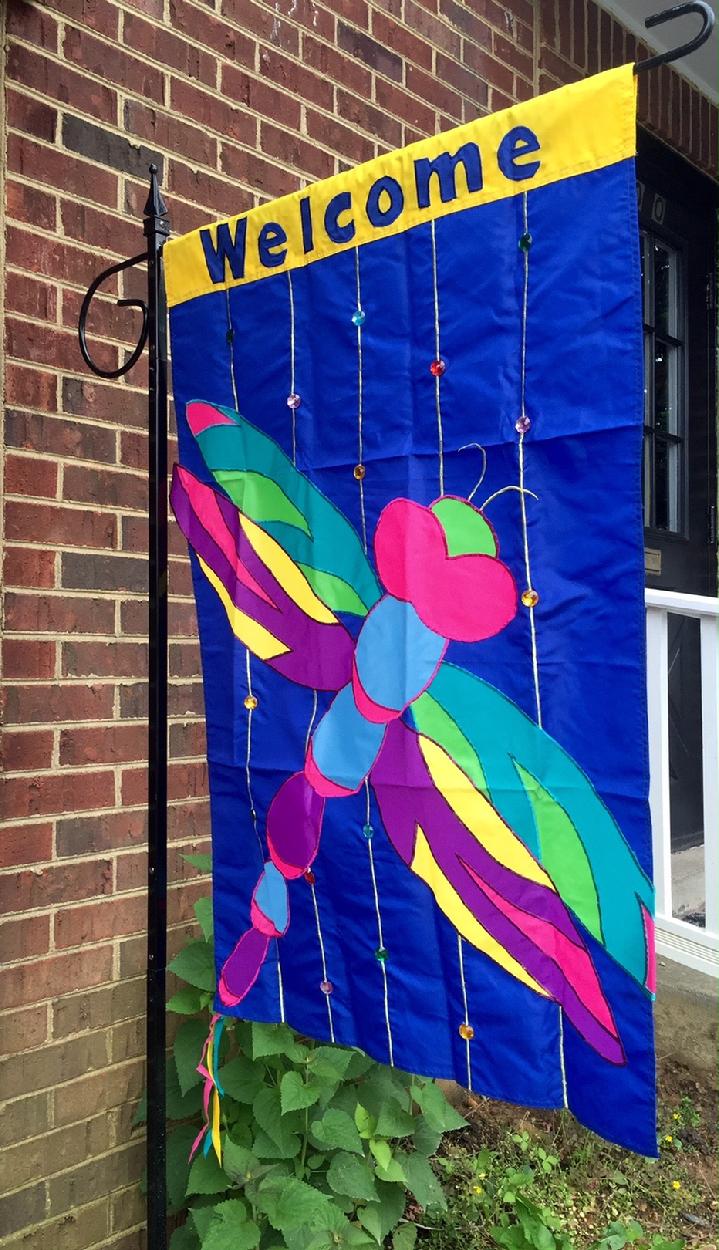 DRAGONFLY FLAG WELCOME FLAG BY BALD EAGLE FLAG STORE, FLAG SALES, FLAGPOLE SALES, PHOTOGRAPH BY BALDEAGLEINDUSTRIES.COM (540) 374-3480