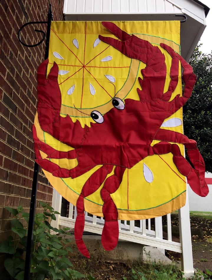 VERY RARE LARGE RED CRAB FLAG DELUXE 3D CRAB FLAG DOUBLE SIDED CRAB FLAG BY BALD EAGLE FLAG STORE FREDERICKSBURG VA USA, PHOTOGRAPH BY BALDEAGLEINDUSTRIES.COM (540) 374-3480