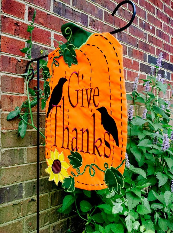 GIVE THANKS GARDEN FLAG APPLIQUÉ THANKSGIVING FLAG BY BALD EAGLE FLAG STORE serving Fredericksburg, Richmond, Hampton, Newport News, Norfolk, Va Beach, Arlington, Alexandria, Fairfax, Springfield, Woodbridge, Quantico, Stafford, 540-374-3480 BALDEAGLEINDUSTRIES.COM