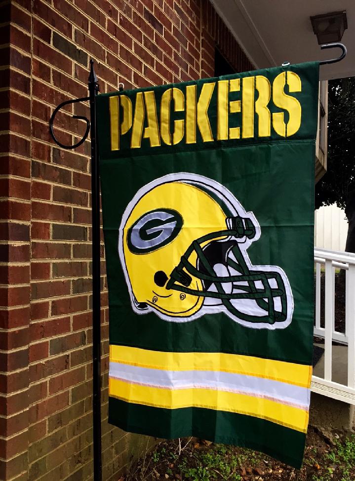 LARGE FLAG STAND AND GREEN BAY PACKERS FLAG BY BALD EAGLE FLAG STORE FREDERICKSBURG VA USA (540) 374-3480 QUALITY FLAGS, FLAGPOLES AND FLAG PRODUCTS SINCE 1979