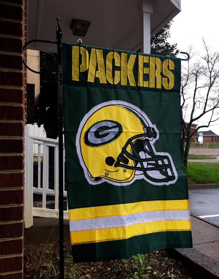 LARGE FLAG STAND AND GREEN BAY PACKERS FLAG BY BALD EAGLE FLAG STORE FREDERICKSBURG VA USA (540) 374-3480 QUALITY FLAGS, FLAGPOLES AND FLAG PRODUCTS SINCE 1979
