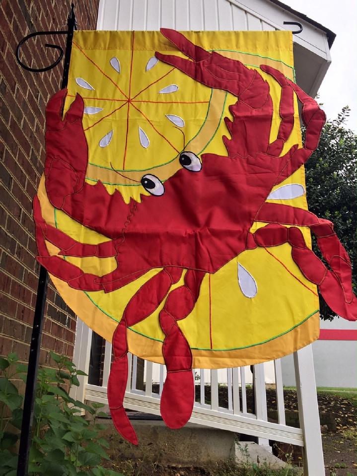 LARGE RED CRAB FLAG BY BALD EAGLE FLAG STORE DIVISION OF BALD EAGLE INDUSTRIES, PHOTOGRAPH BY BALDEAGLEINDUSTRIES.COM (540) 374-3480