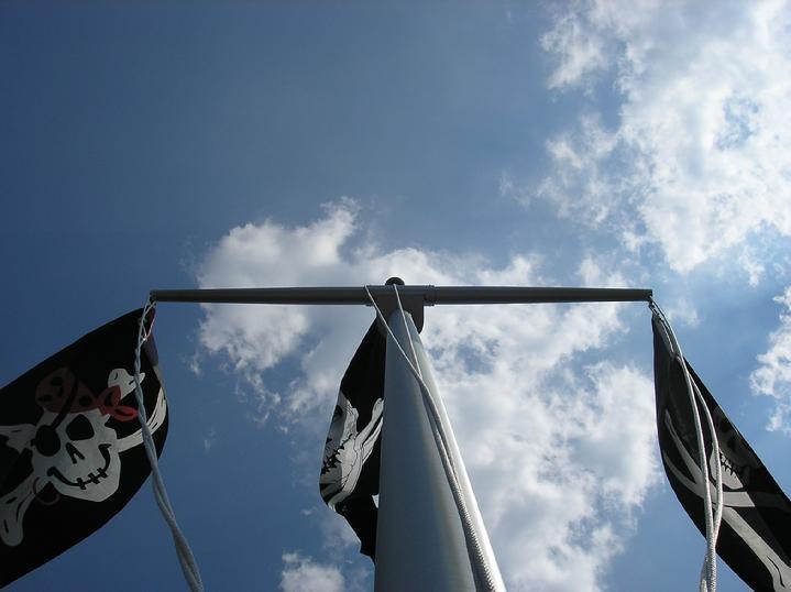 NAUTICAL FLAGPOLE SALES, YARDARM SALES AND UNITED STATES FLAG SALES BY BALD EAGLE FLAG STORE DIVISION OF BALD EAGLE INDUSTRIES FREDERICKSBURG VA USA, 540-374-3480 PHOTOGRAPH BY BALDEAGLEINDUSTRIES.COM