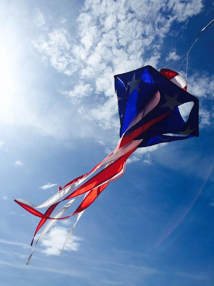 SOLARMAX® Nylon Patriotic Star Twister Windsock Produced in 2004 from Bald Eagle Industries and Bald Eagle Flag Store Fredericksburg VA, 540-374-3480