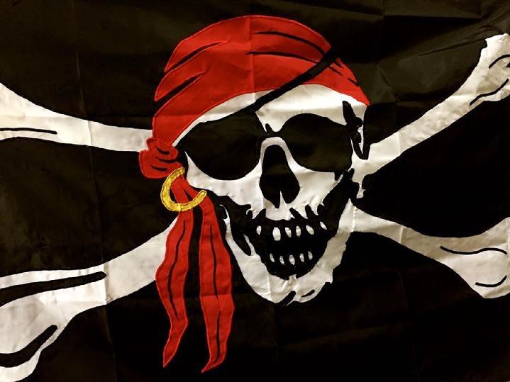 PIRATE FLAG SALES BY BALD EAGLE FLAG STORE FREDERICKSBURG VIRGINIA 540-374-3480 PHOTOGRAPH BY BALDEAGLEINDUSTRIES.COM