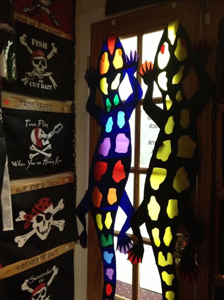 PIRATE FLAGS, COMMERCIAL FLAGPOLE, FLAG, FLAG PRODUCT AND FLAGPOLE INSTALLATION SERVICE BY BALD EAGLE FLAG STORE FREDERICKSBURG VA USA (540) 374-3480 BALDEAGLEINDUSTRIES.COM