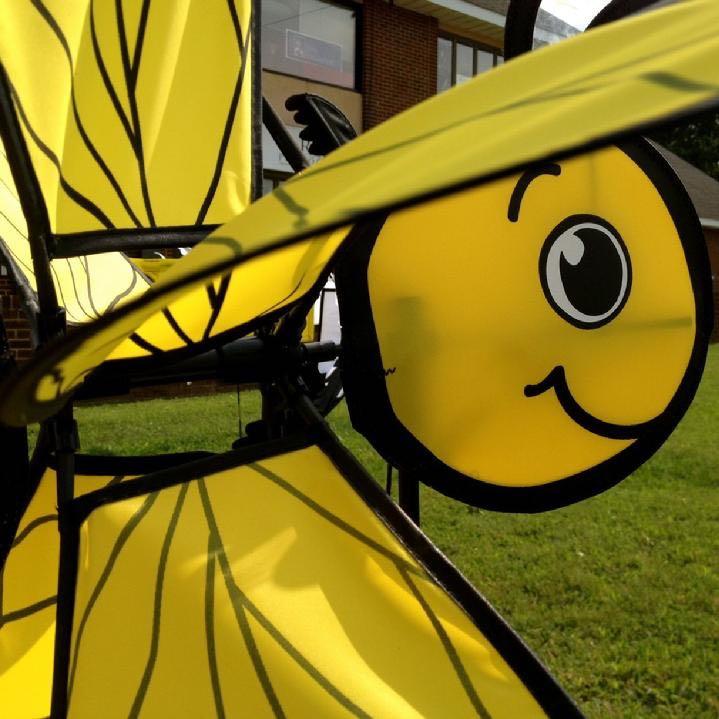 Premier Kites Large Bee garden spinner by Bald Eagle Flag Store VA, 540-374-3480, Wholesale Values, baldeagleindustries.com