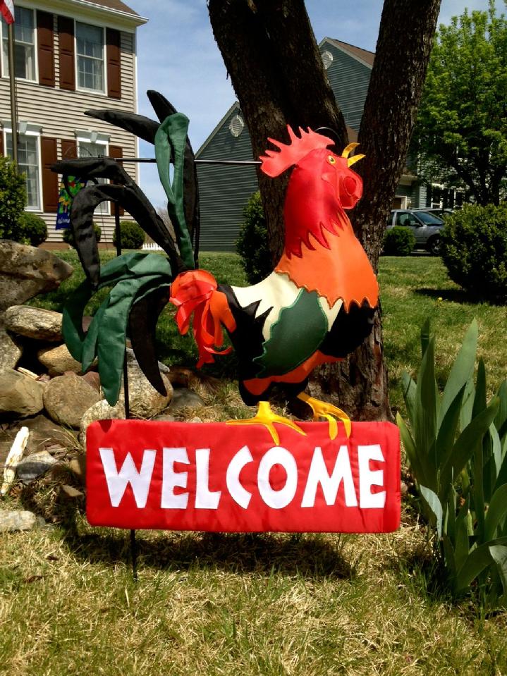 ROOSTER FLAG SALES BY BALD EAGLE FLAG STORE, (540) 374-3480 PHOTOGRAPHS BY BALDEAGLEINDUSTRIES.COM