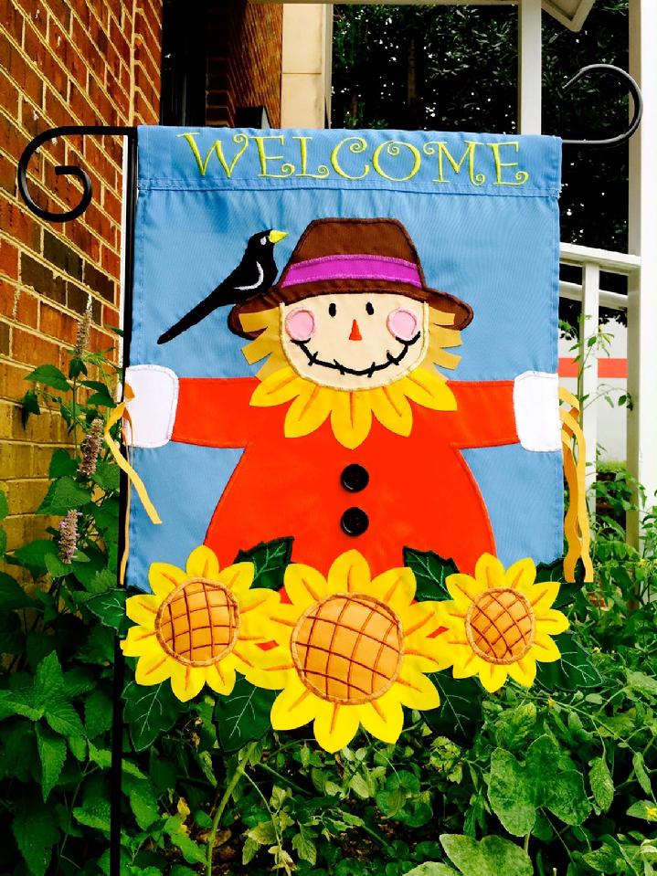 SCARECROW FLAG FALL GARDEN FLAG BY BALD EAGLE FLAG STORE serving Fredericksburg, Richmond, Hampton, Newport News, Norfolk, Va Beach, Arlington, Alexandria, Fairfax, Springfield, Woodbridge, Quantico, Stafford, 540-374-3480 BALDEAGLEINDUSTRIES.COM