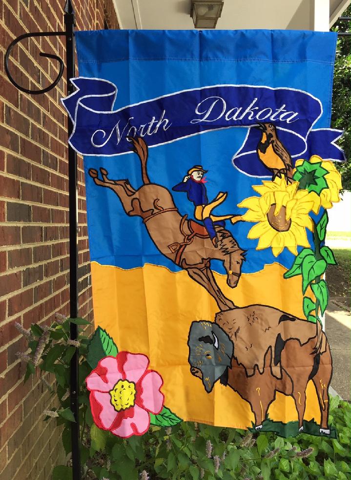 VINTAGE NORTH DAKOTA FLAG APPLIQUÉ FLAG BY BALD EAGLE FLAG STORE FREDERICKSBURG VA USA 540-374-3480 PHOTOGRAPH BY BALDEAGLEINDUSTRIES.COM